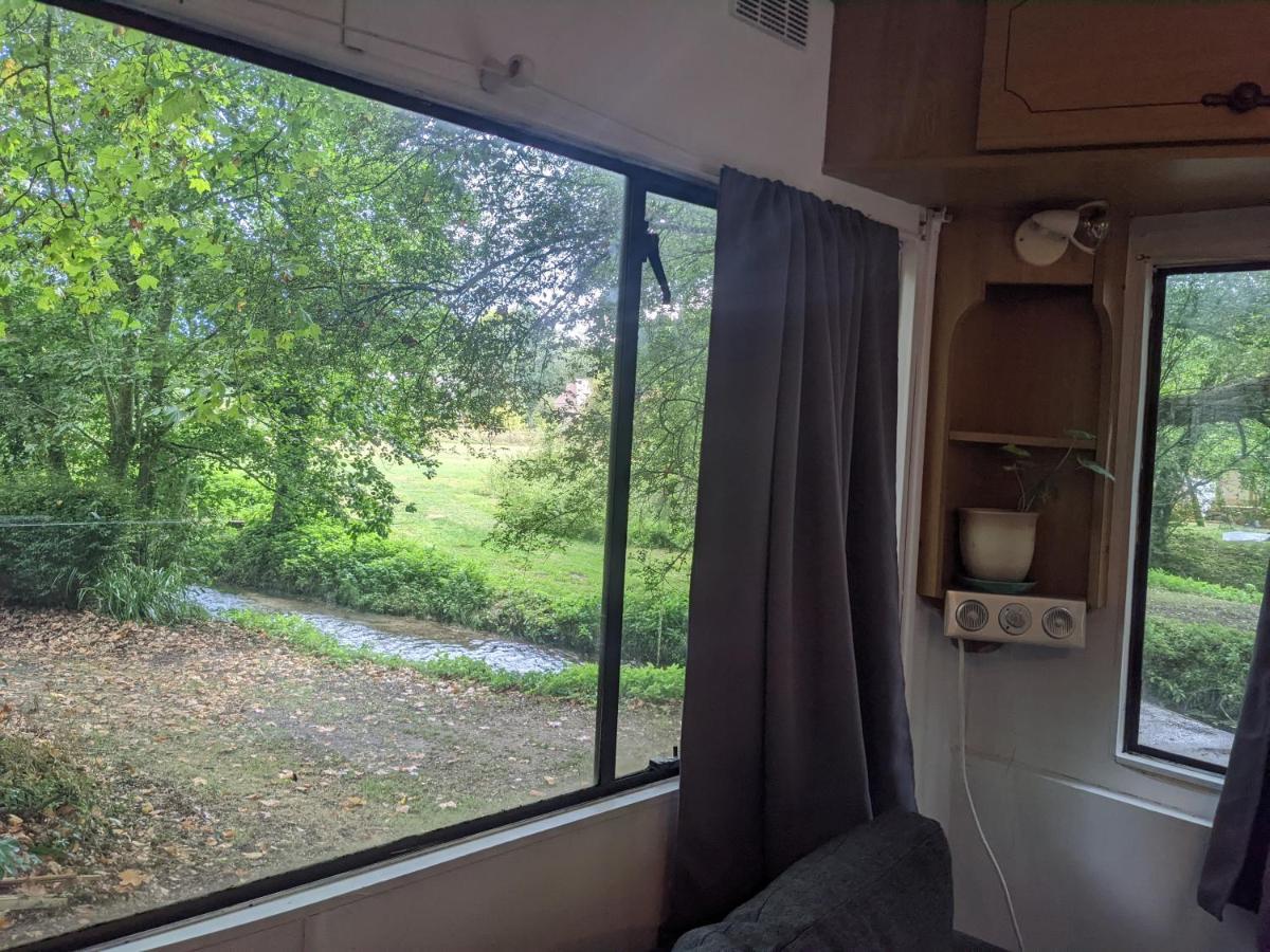 Mobile Home Situe Au Coeur Du Lac Blangy-le-Château Eksteriør bilde